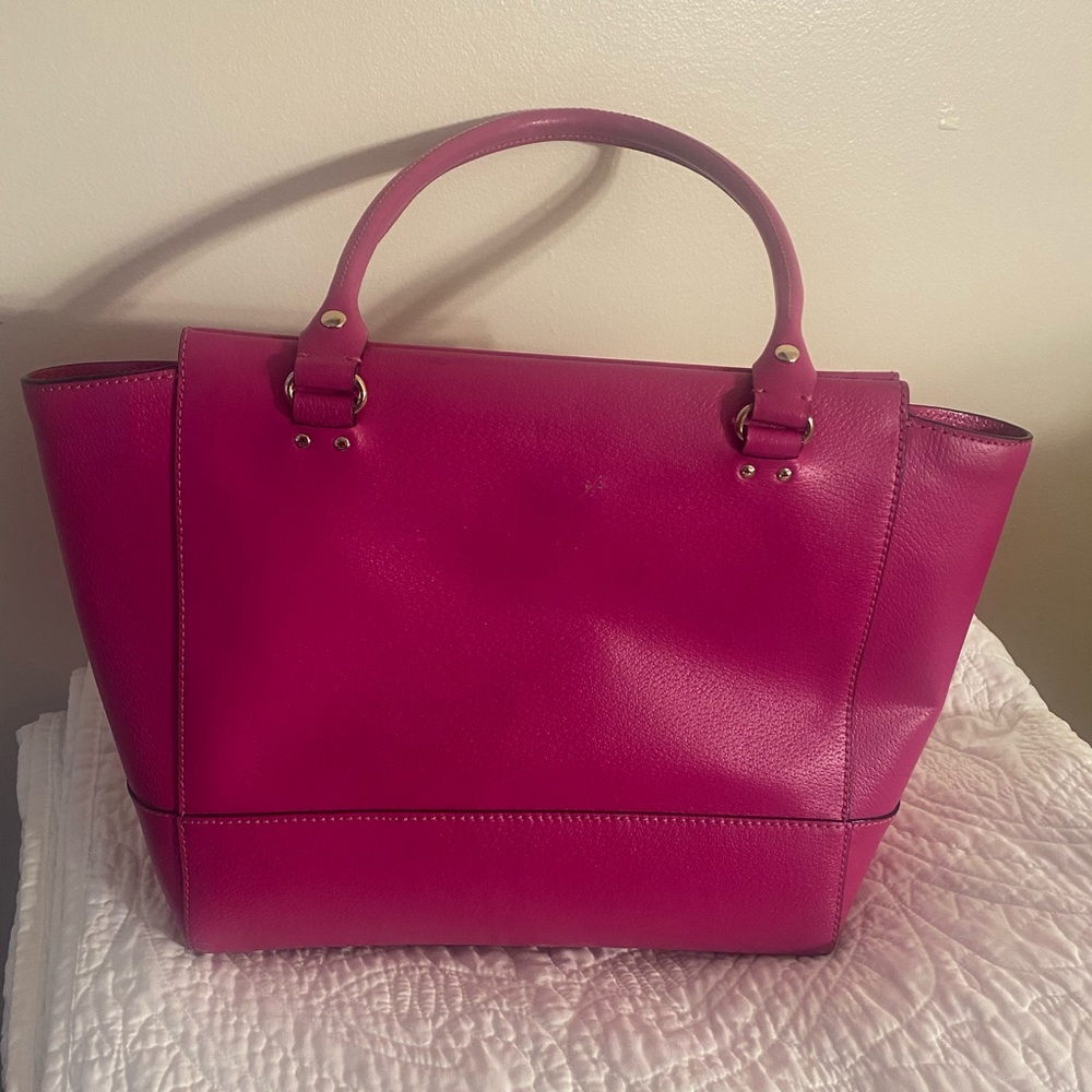 Kate Spade Pink purse— reposhed item - Picture 3 of 7